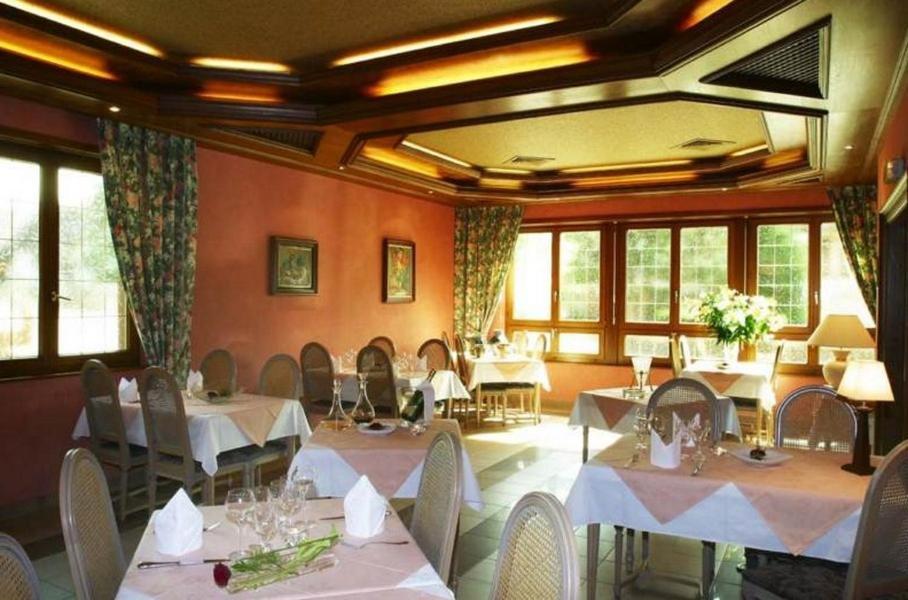 Готель Restaurant A L'Aigle Wimmenau Екстер'єр фото