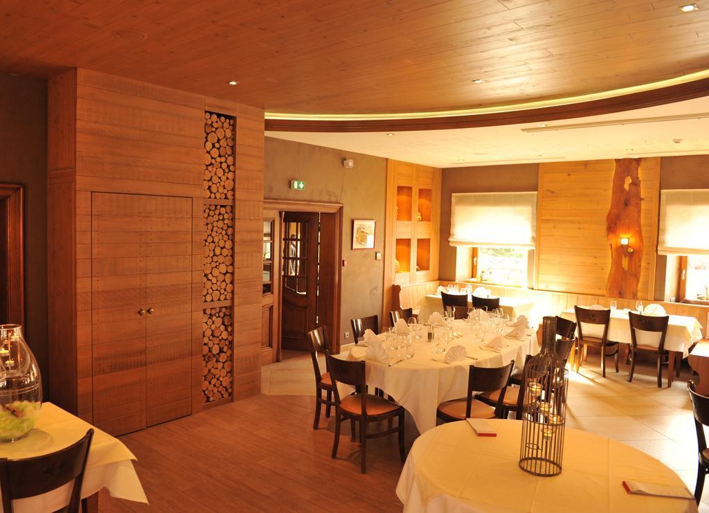 Готель Restaurant A L'Aigle Wimmenau Екстер'єр фото