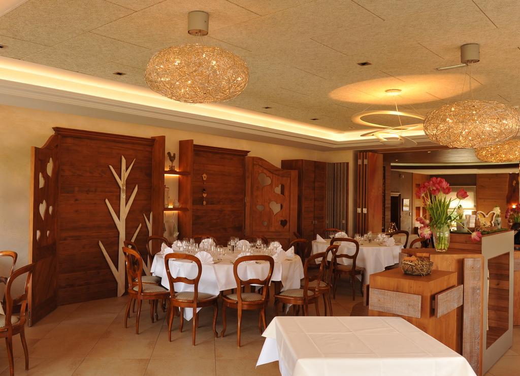 Готель Restaurant A L'Aigle Wimmenau Екстер'єр фото